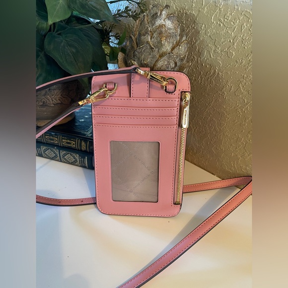 Michael Kors Jet Set Travel Crossbody Phone Wallet - Picture 3 of 6